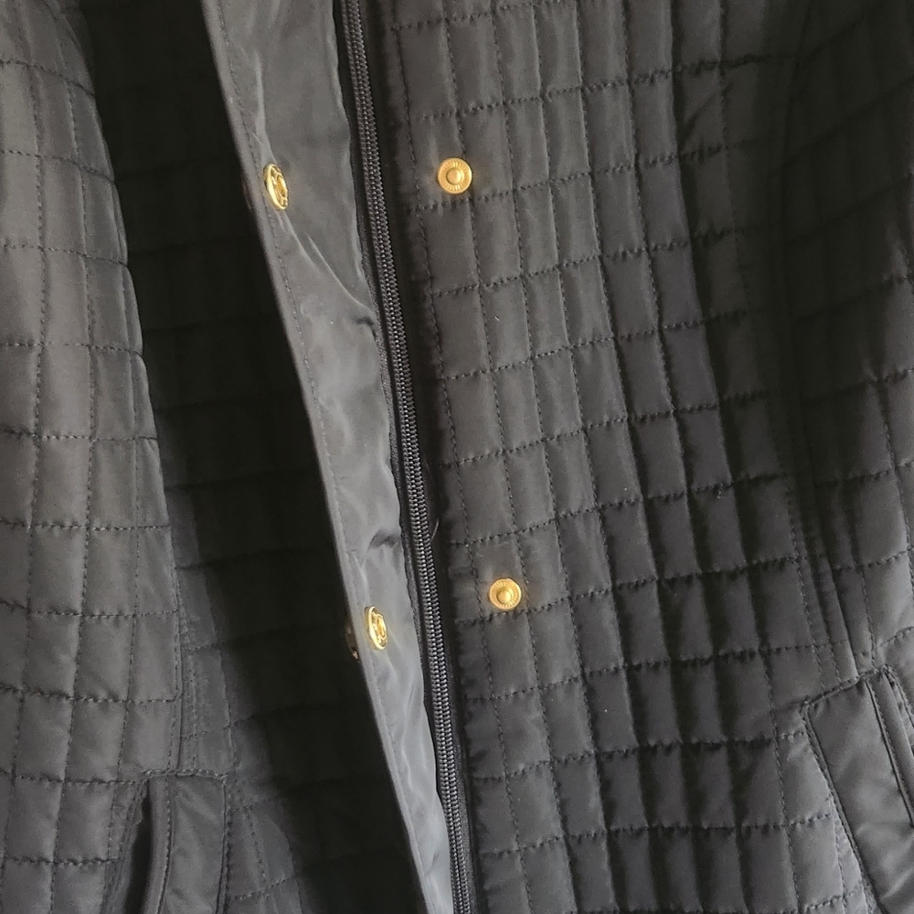 Coat - Picture 8 of 9